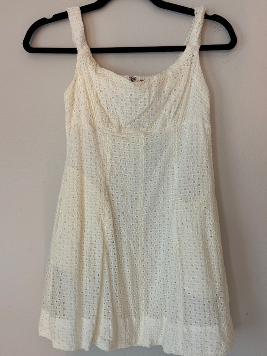 Free People Dresses & Skirts - Free People Embroidered Eyelet Berry Kiss Mini Dress size S
